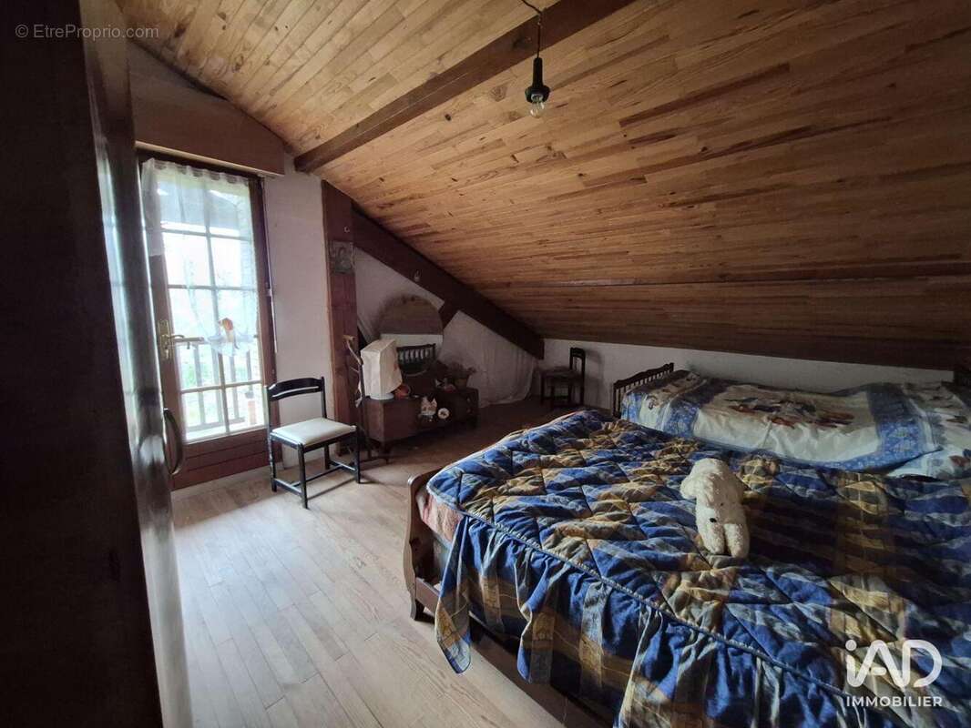 Maison 300 m² à Lamothe  - photo 7