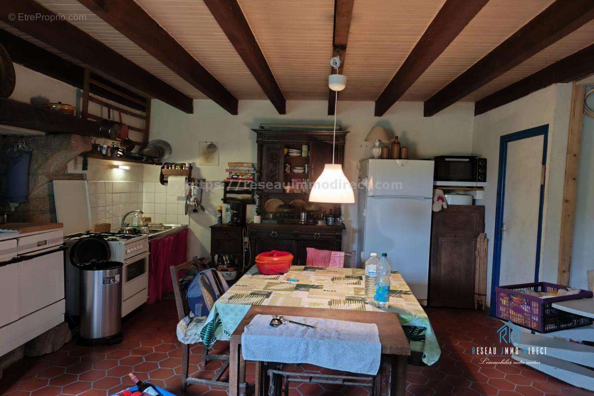 Maison à GLOMEL