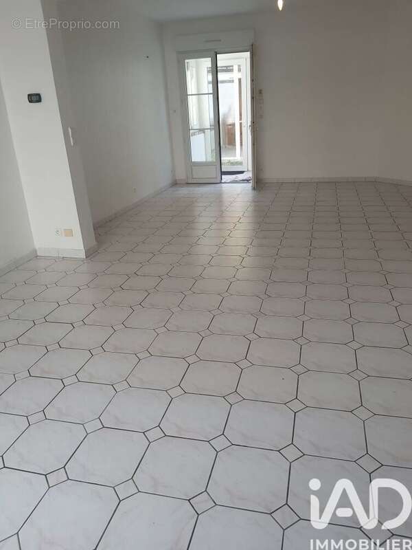 Photo 3 - Maison à SENS