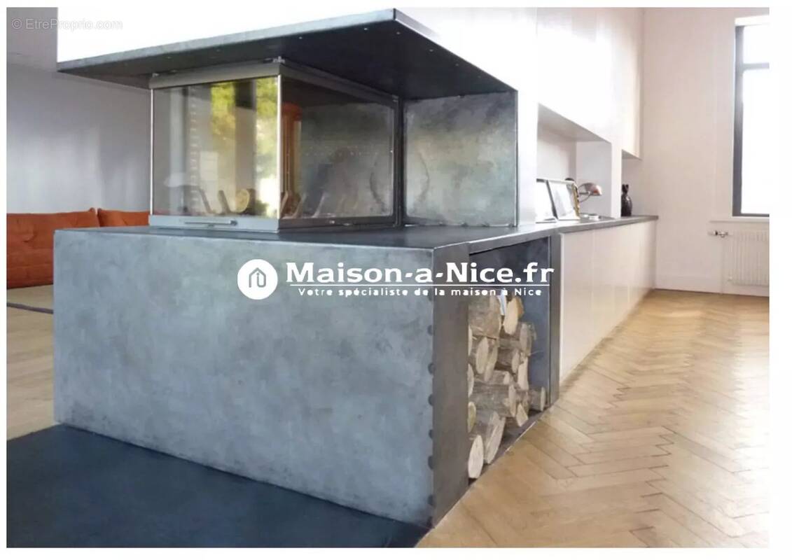 Maison à TOURRETTE-LEVENS