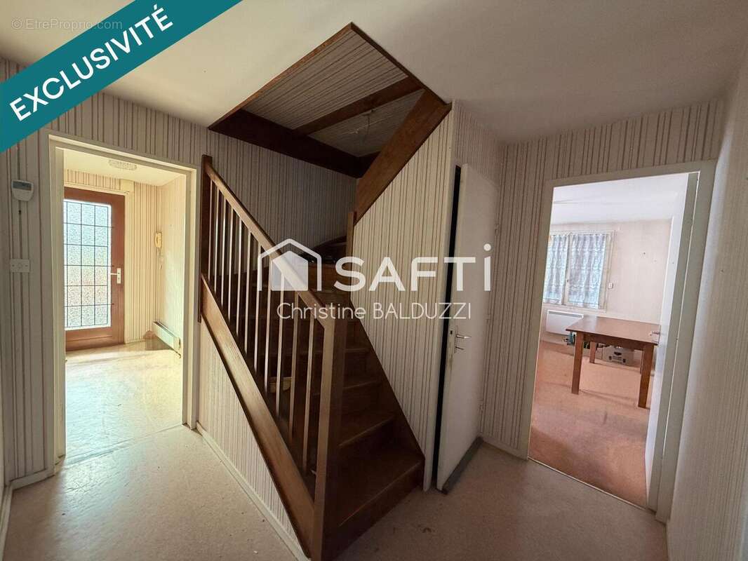 Photo 8 - Maison à VILLIERS-SAINT-DENIS