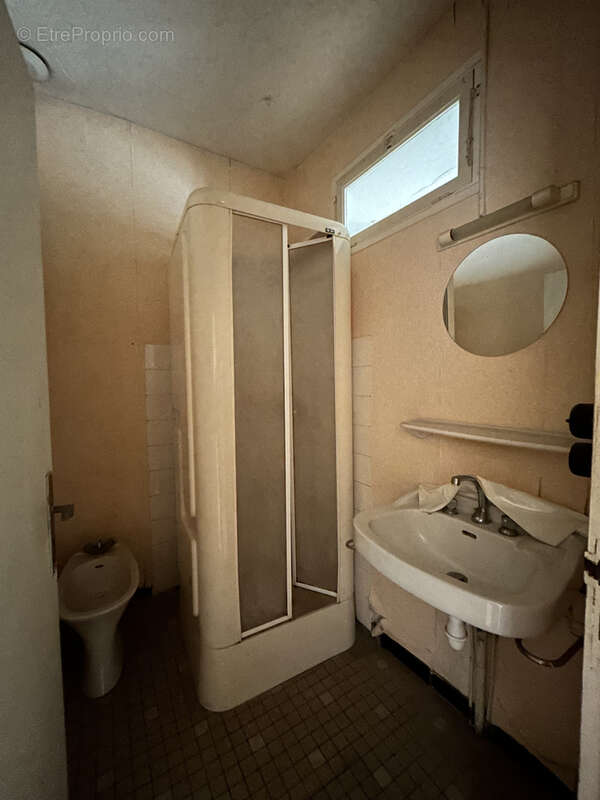 Sur la Promenade à Alzonne, maison de village de 65m2 à rénover. - photo 4