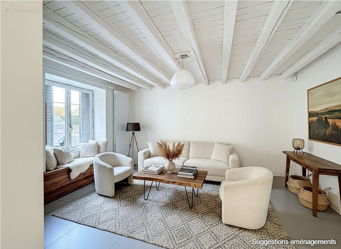 Maison à CHARLY