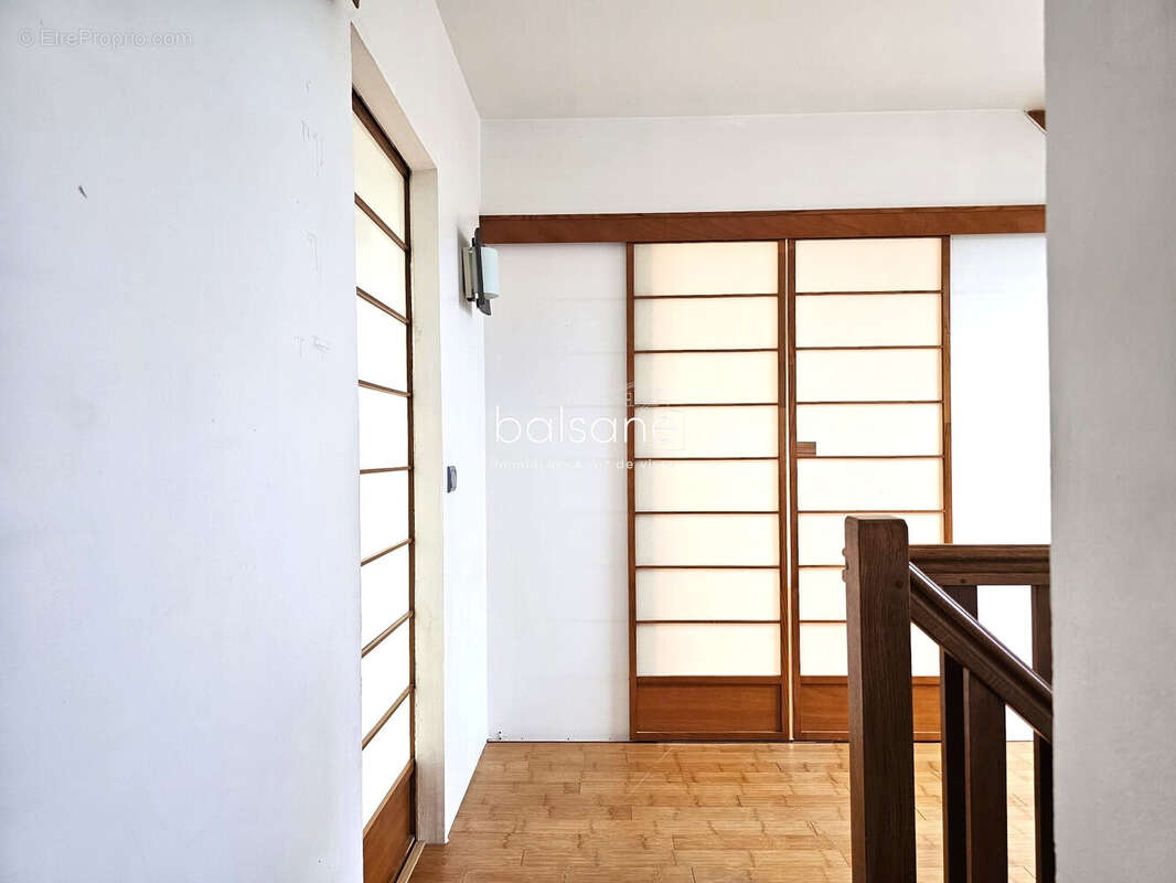 Maison 140 m² à Notre-Dame-De-Bondeville  - photo 5