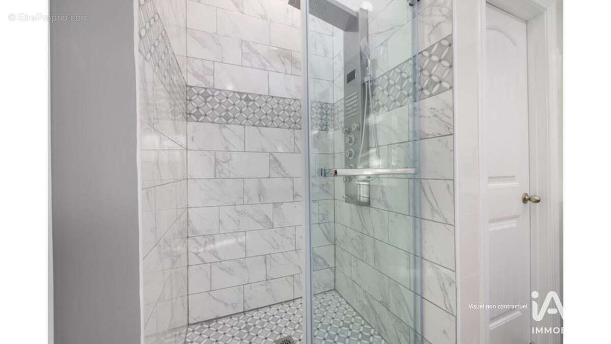 Photo 2 - Appartement à PARIS-15E