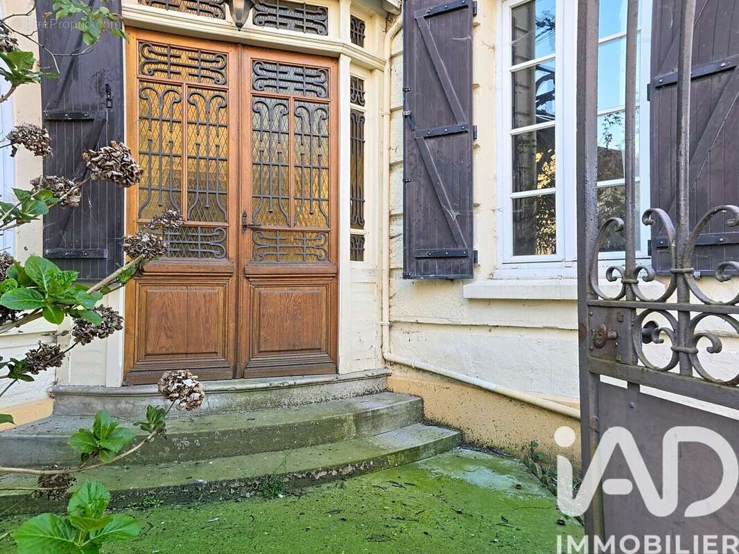 Maison 200 m² à Saulces-Monclin  - photo 2