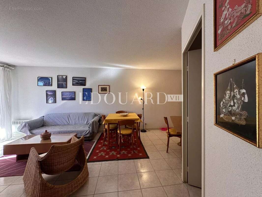 Appartement à ROQUEBRUNE-CAP-MARTIN