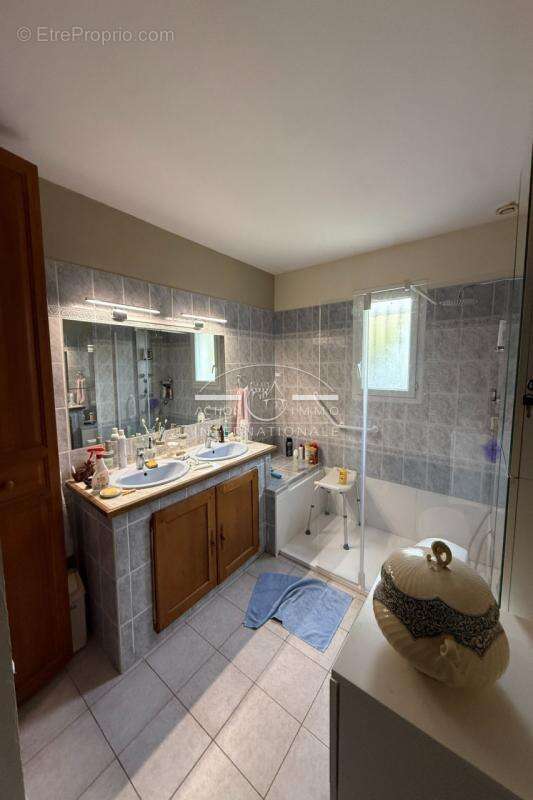 Maison à SAINT-MARTIN-DE-CRAU