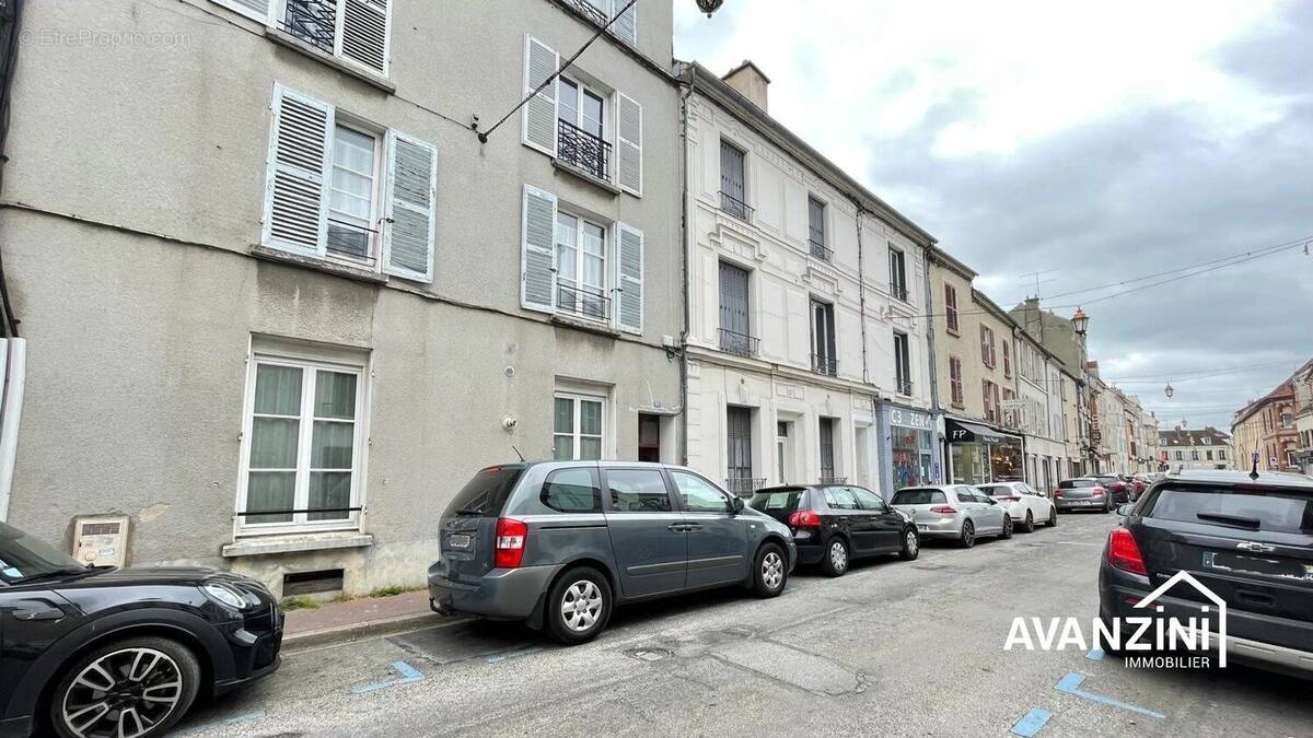 Appartement à COULOMMIERS