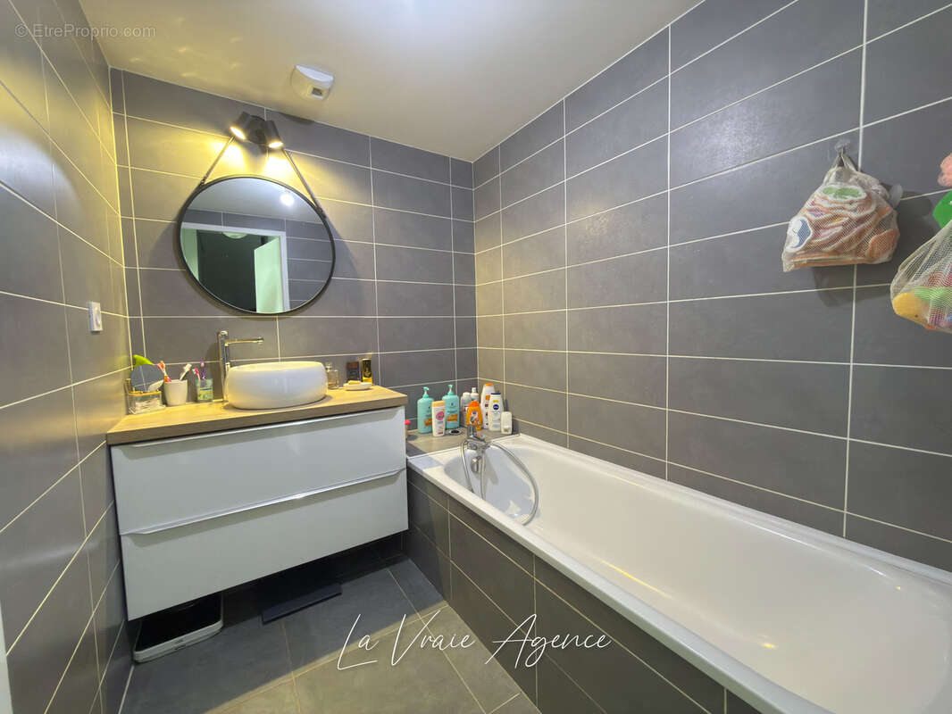 Appartement à MARSEILLE-13E