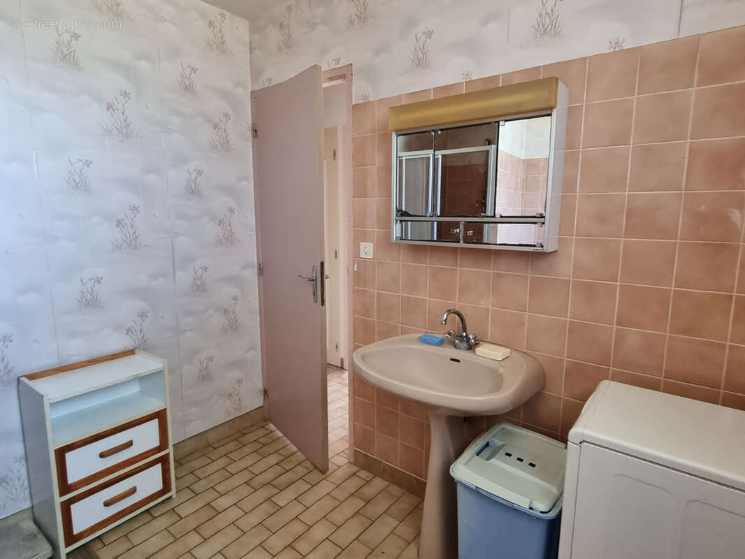 Maison de campagne sur 9 778 m2 de terrain ! - photo 11