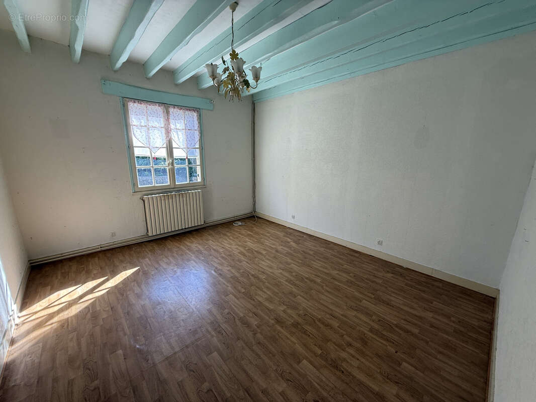 Maison à SAINT-GENCE