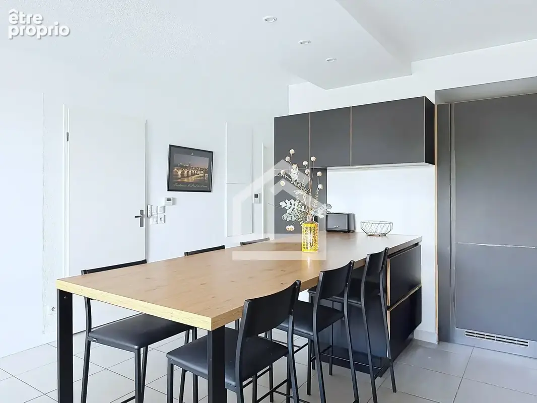 Appartement contemporain 4 pièces avec balcon au sein d'une résidence récente - photo 4
