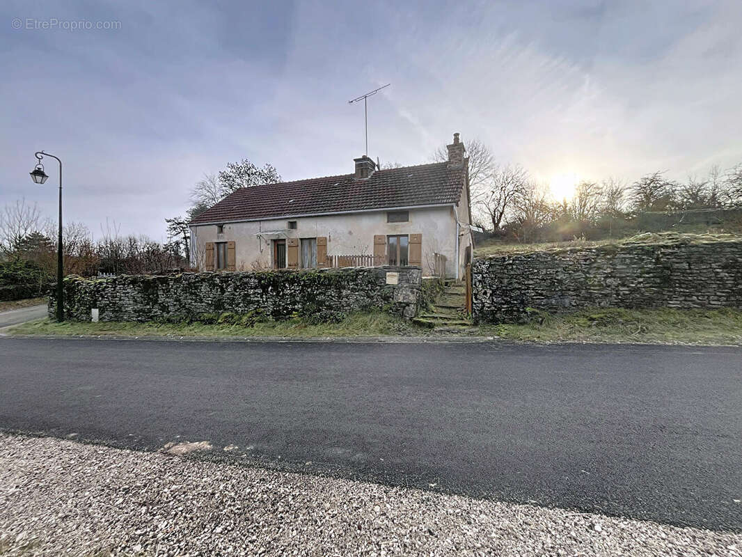 Maison Salives 2 pièce(s) 71 m2 - photo 8