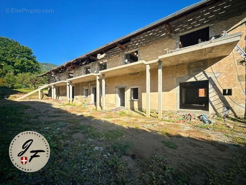 Appartement à LA MOTTE-SERVOLEX