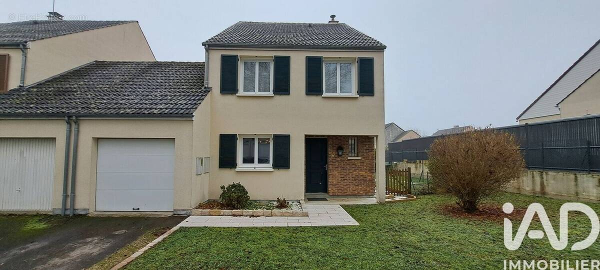 Photo 1 - Maison à AMILLY