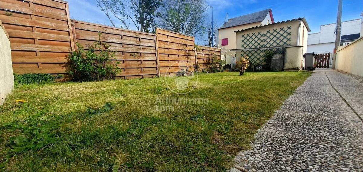 Maison à DEVILLE-LES-ROUEN