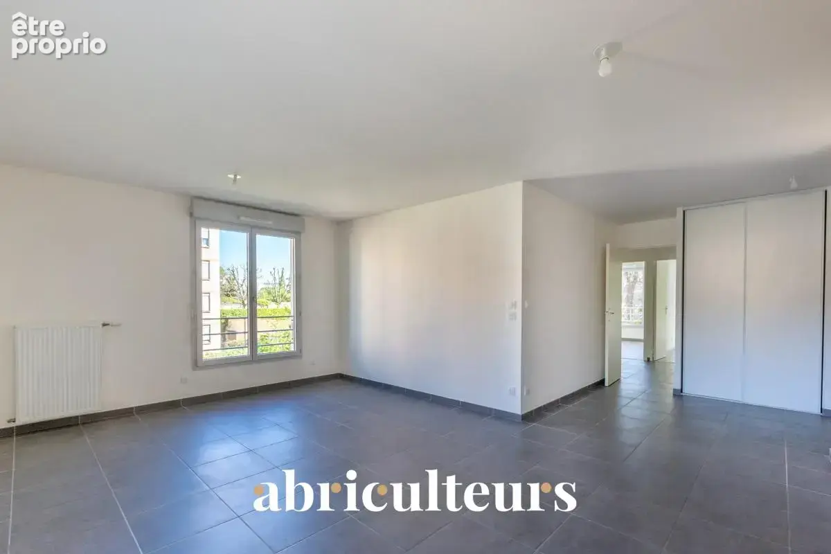 Superbe appartement 4 pièces de 85 m² avec grand balcon,en vente à Vénissieux Paul Bert (69200) - photo 12