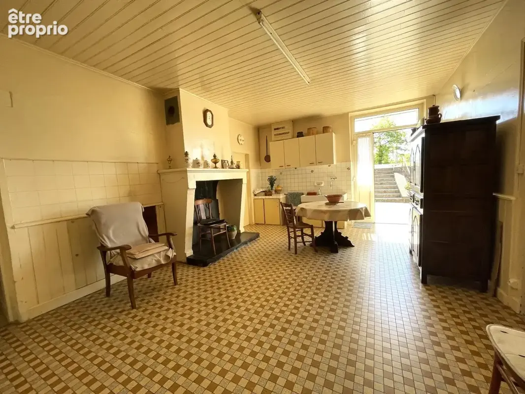 Maison 7 pièces 141 m² à vendre à Sauveterre-De-Guyenne (33540) - photo 3