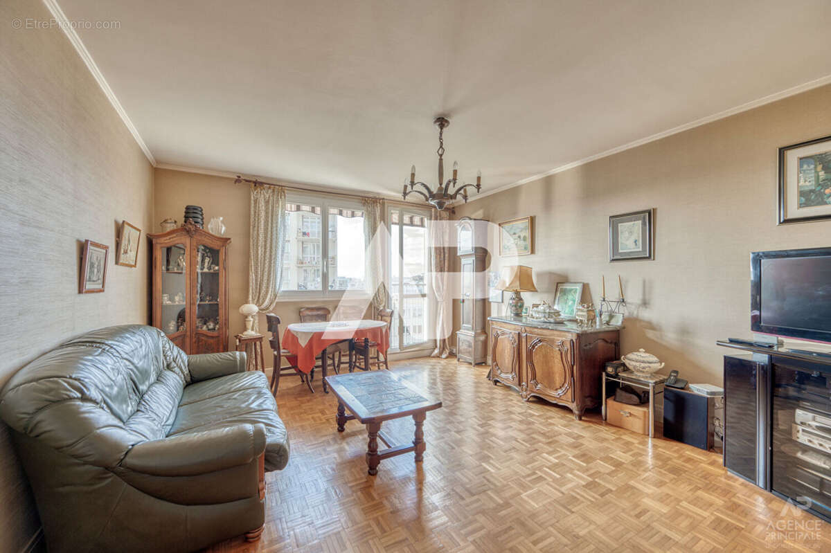 Appartement à RUEIL-MALMAISON