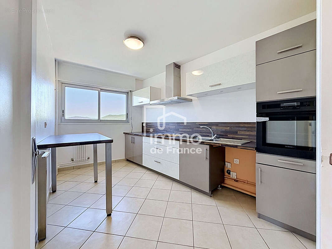 Appartement à OYONNAX