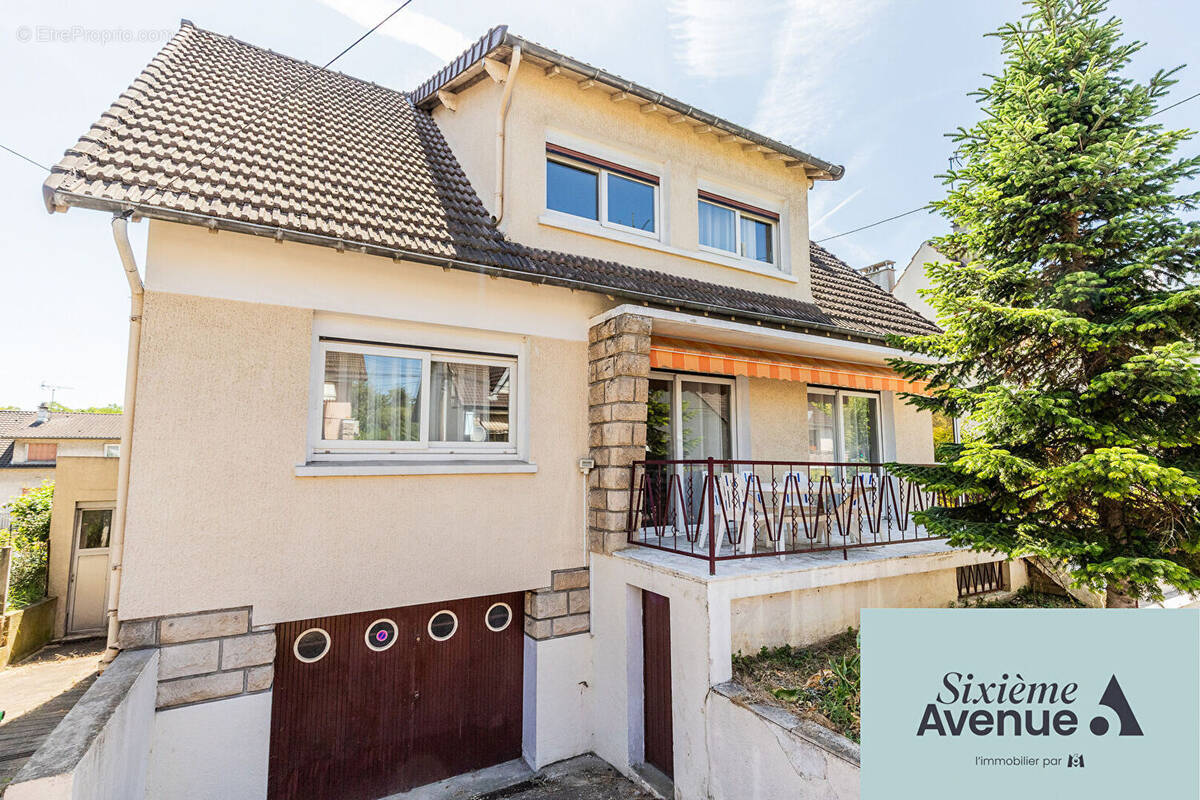 Maison à CHILLY-MAZARIN