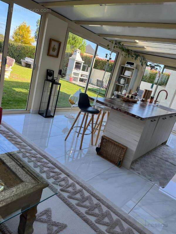 Maison à REMY