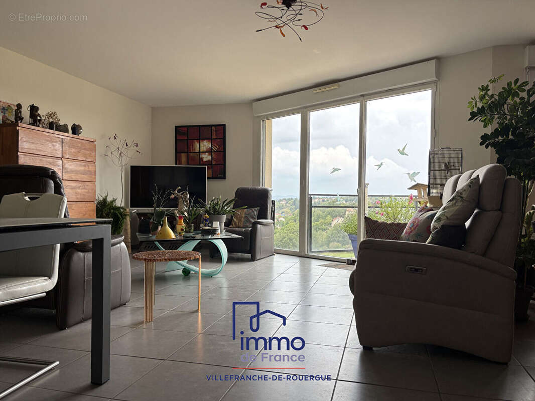 Appartement 100 m² avec terrasse, box et parking - photo 2