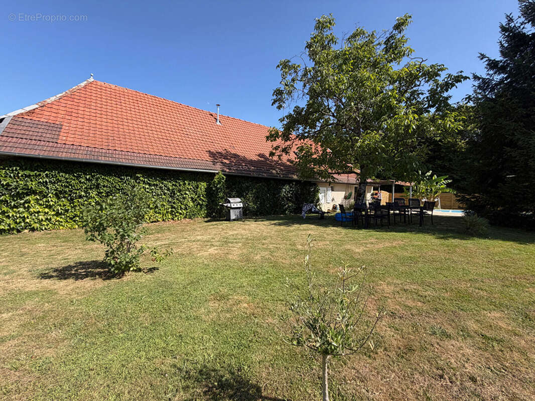 Maison à BLETTERANS