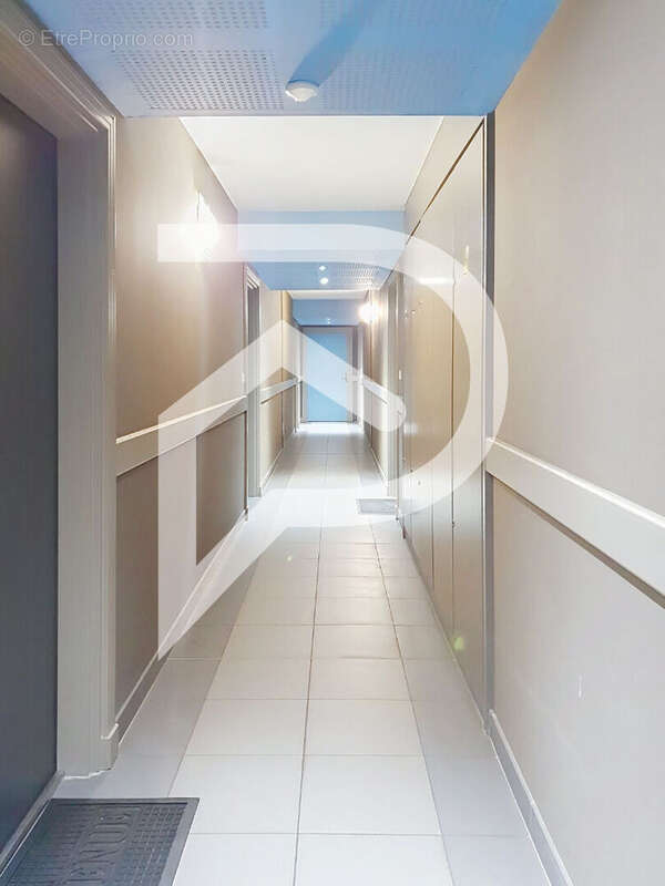 Agde capiscol -appartement t3 traversant 67 m² - double terrasse -double stationnement - photo 18