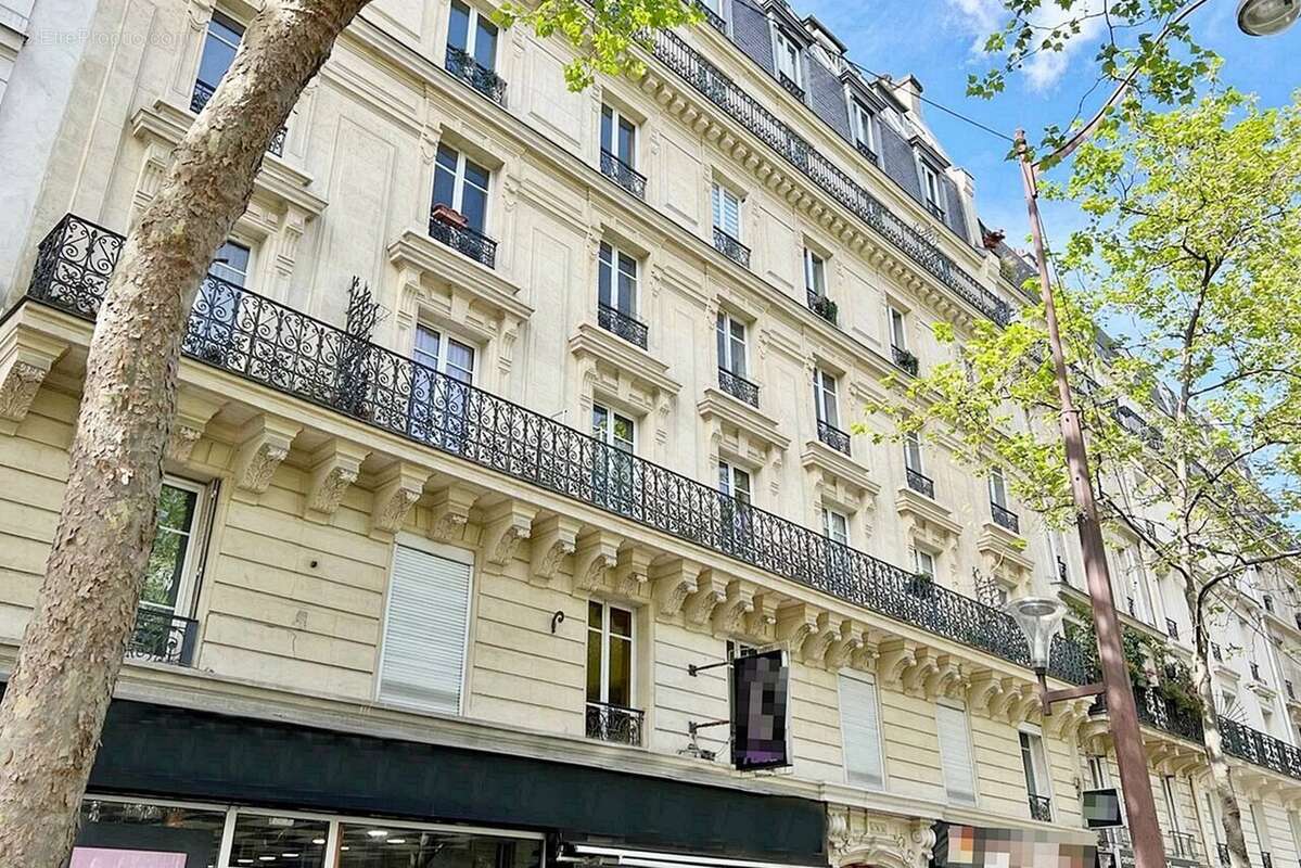 Appartement à PARIS-11E