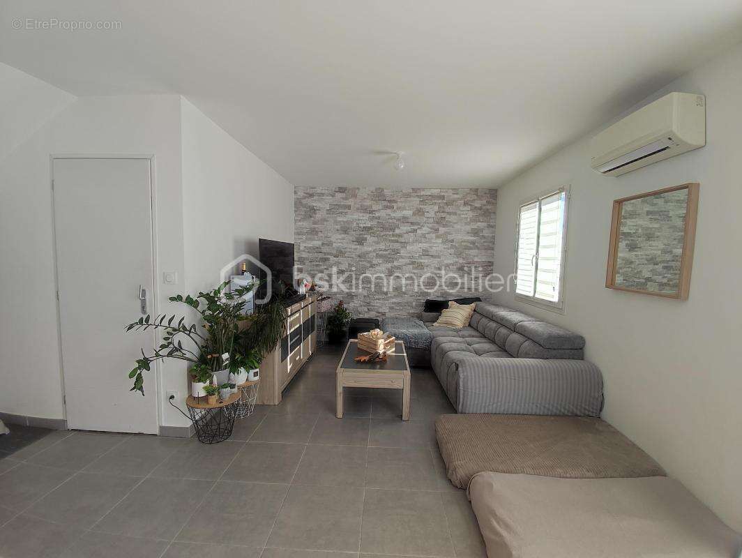 Maison à PONT-SAINT-ESPRIT