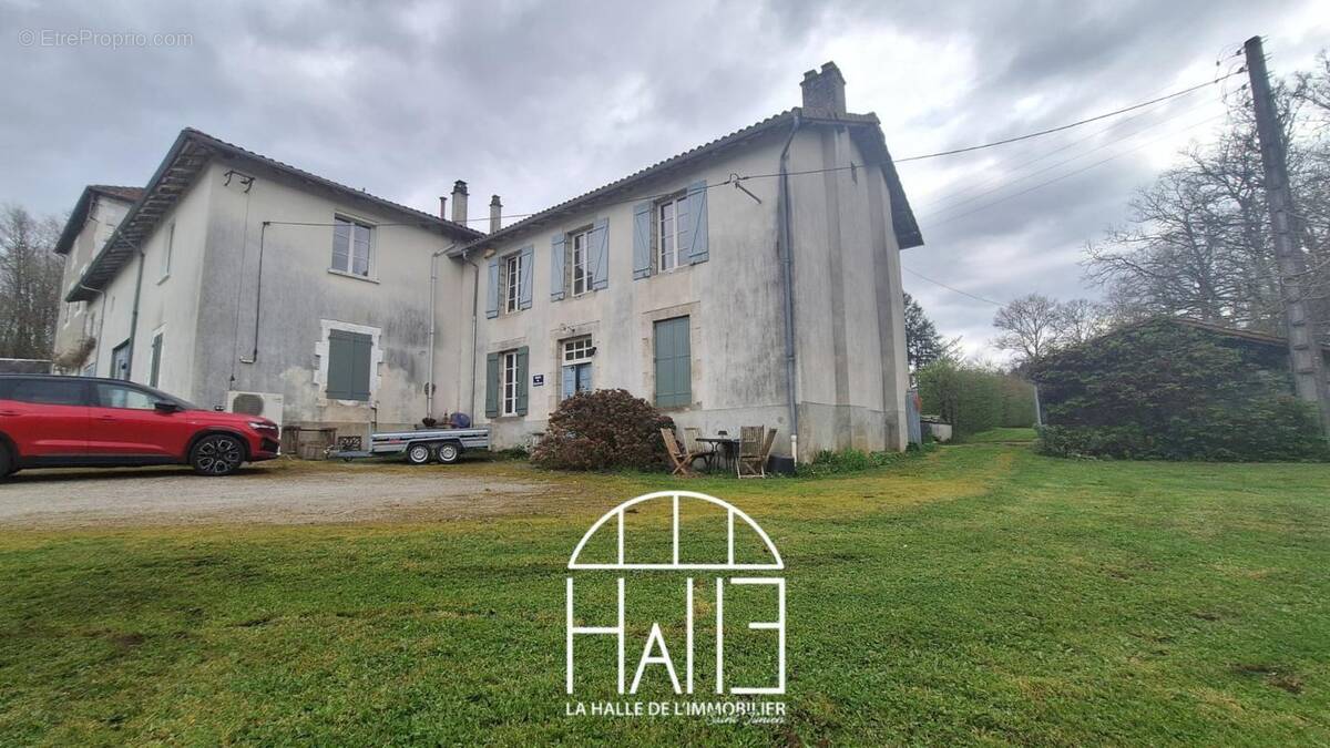Maison à ROCHECHOUART