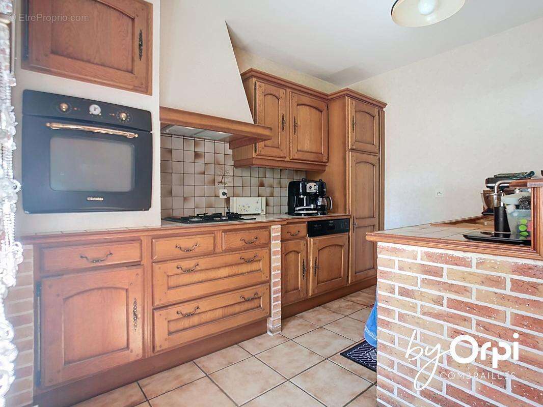 Maison à NERIS-LES-BAINS