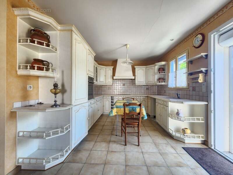 Maison à LE CHATEAU-D'OLERON