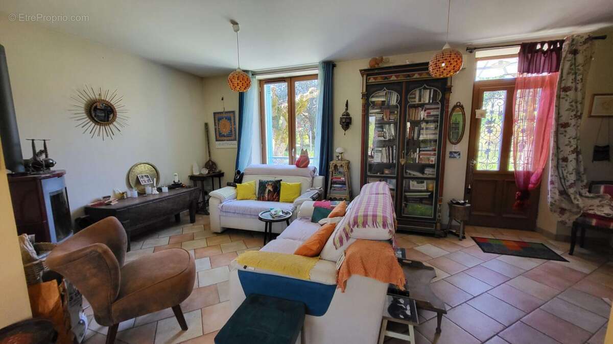 Maison à RAZAC-SUR-L'ISLE