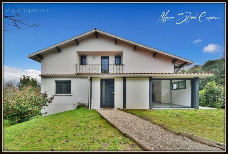 Maison à MOLIETS-ET-MAA