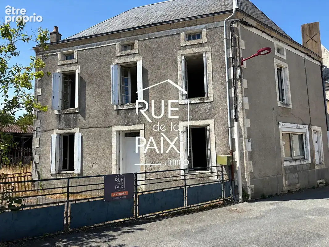 Ensemble immobilier situé  a la chapelle saint laurent - photo 13