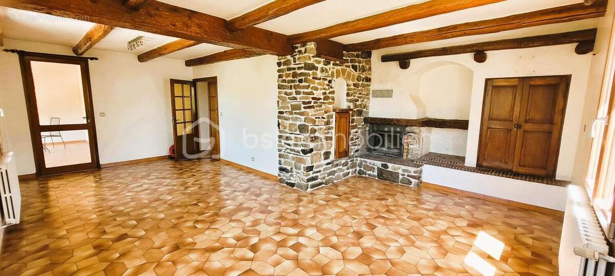 Appartement à THORAME-HAUTE