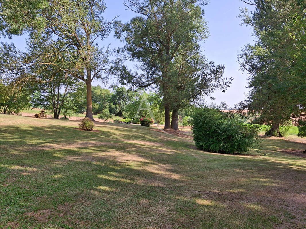 Maison à L&#039;ISLE-JOURDAIN