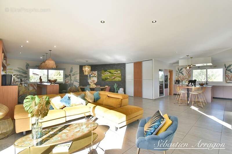 Villa d’architecte contemporaine à 10 minutes d’Agen – Calme, volumes et prestations haut de gamme (47) - photo 5