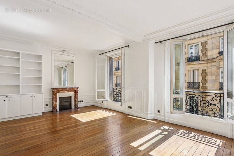 Photo 1 - Appartement à PARIS-15E