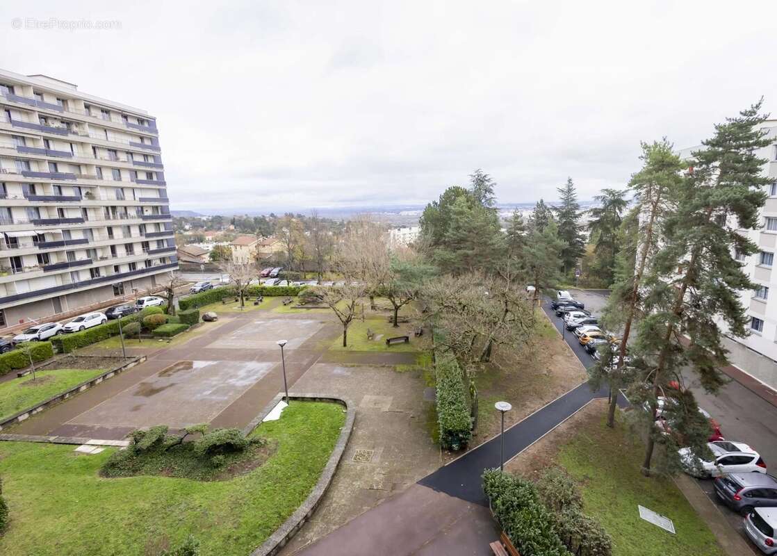 Appartement à CALUIRE-ET-CUIRE