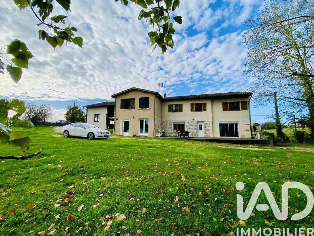 Photo 1 - Maison à CALIGNAC