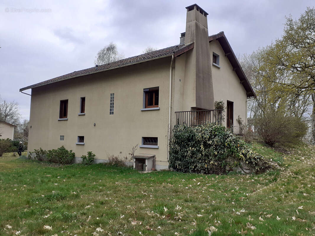 Maison à VERNEUIL-SUR-VIENNE