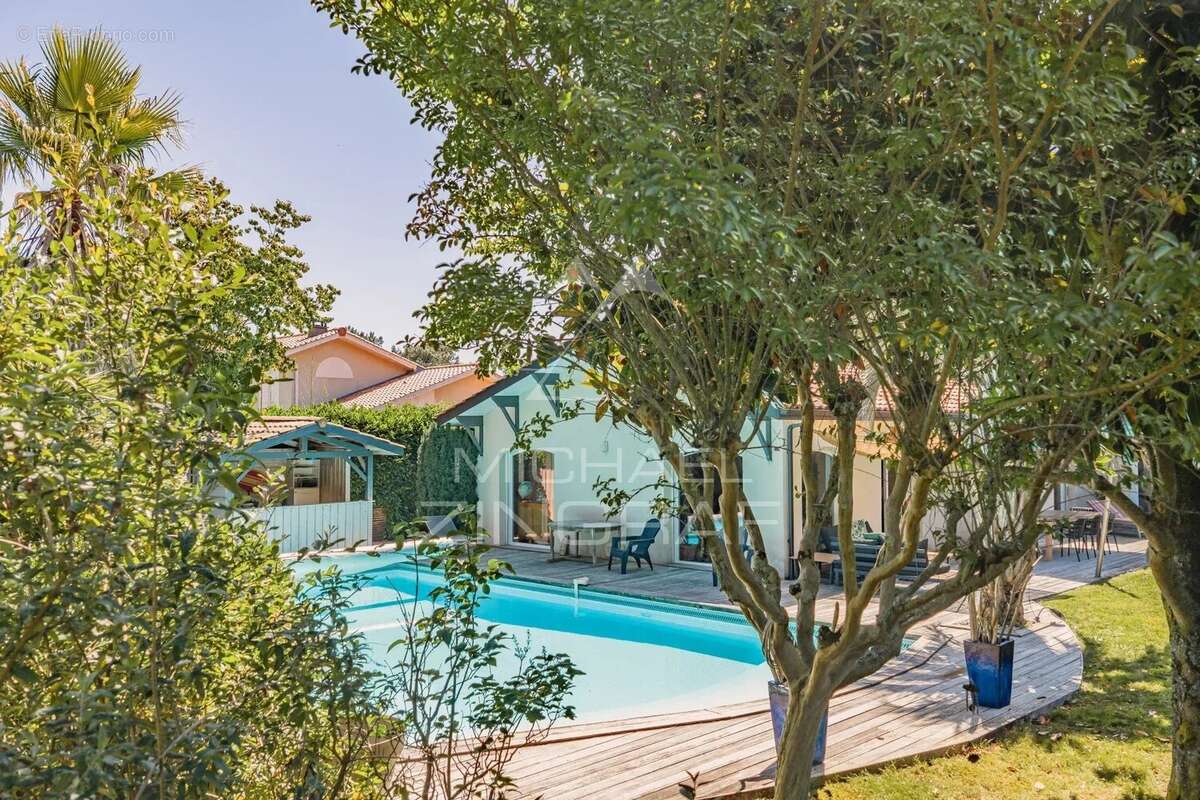 Villa contemporaine de 5 chambres - photo 7