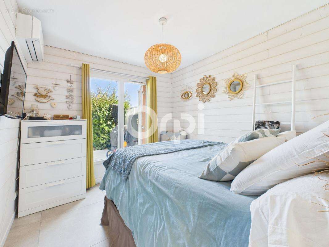 Maison à MANDELIEU-LA-NAPOULE