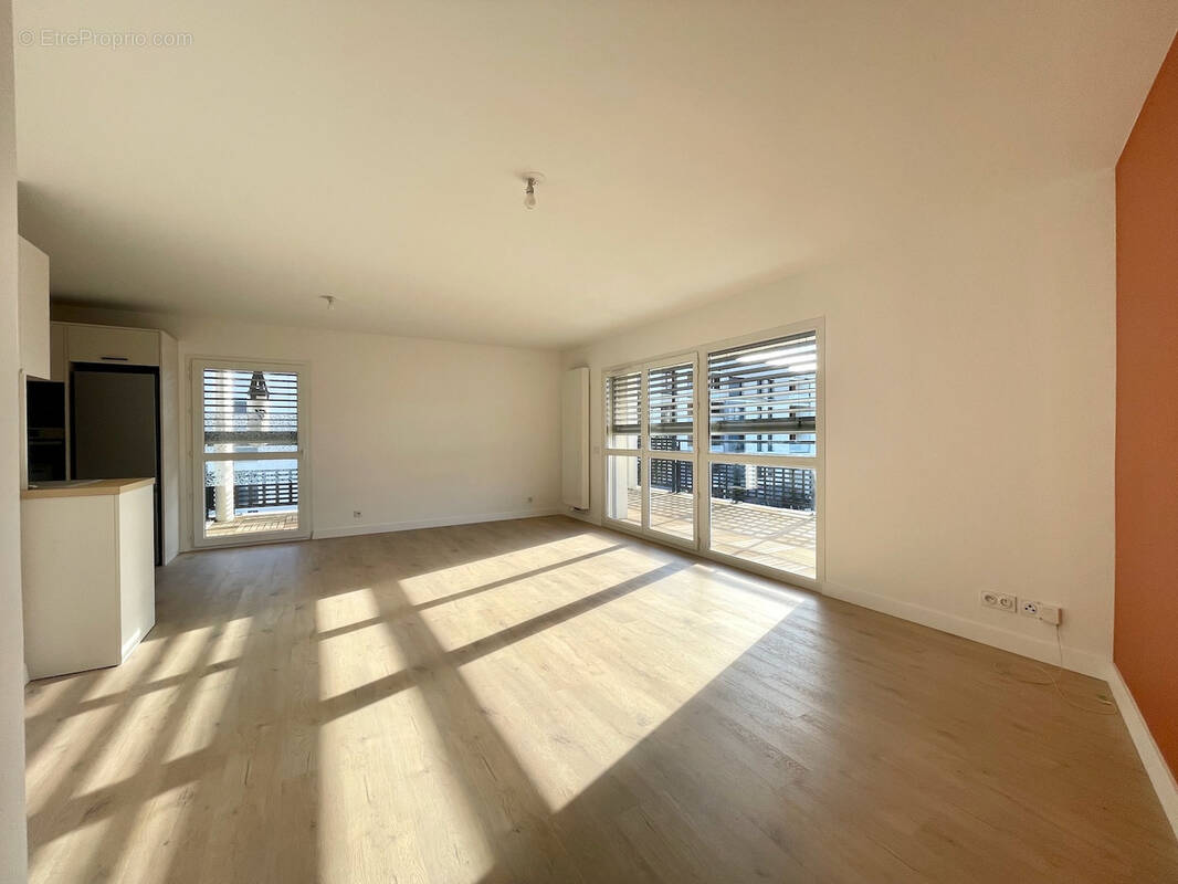 Appartement à FERNEY-VOLTAIRE