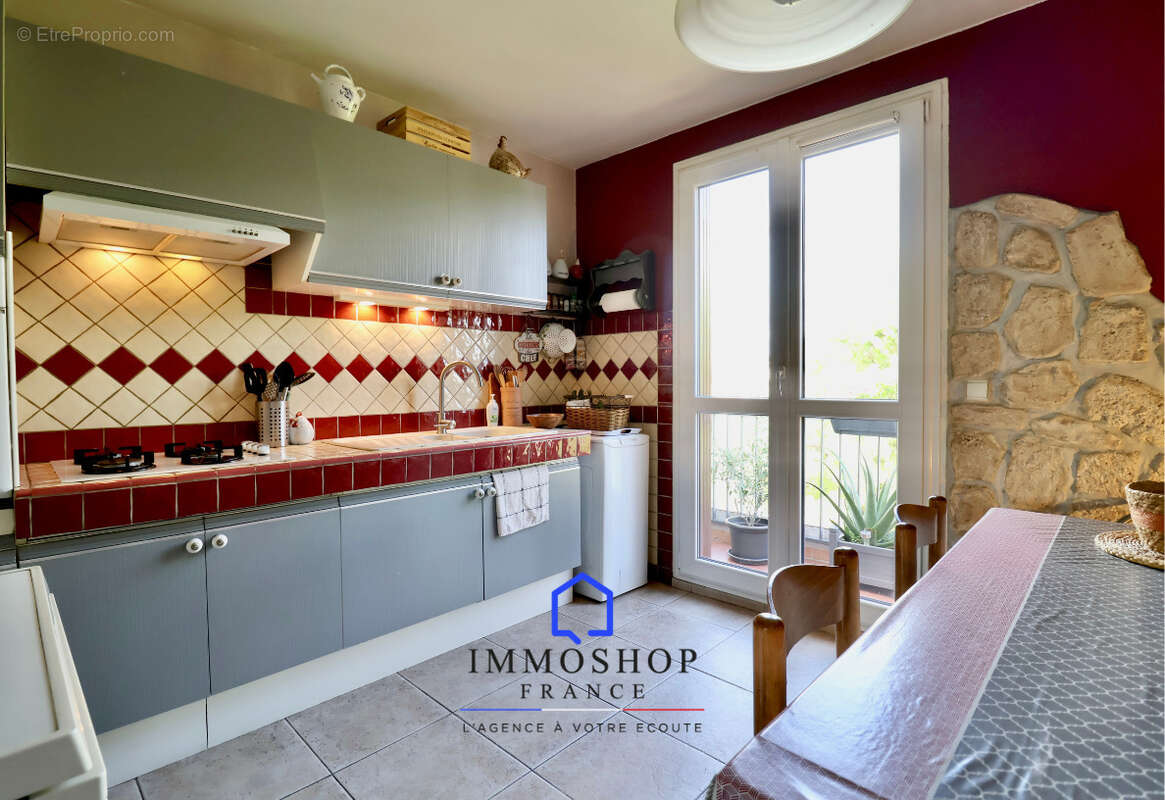 Appartement à MARSEILLE-13E