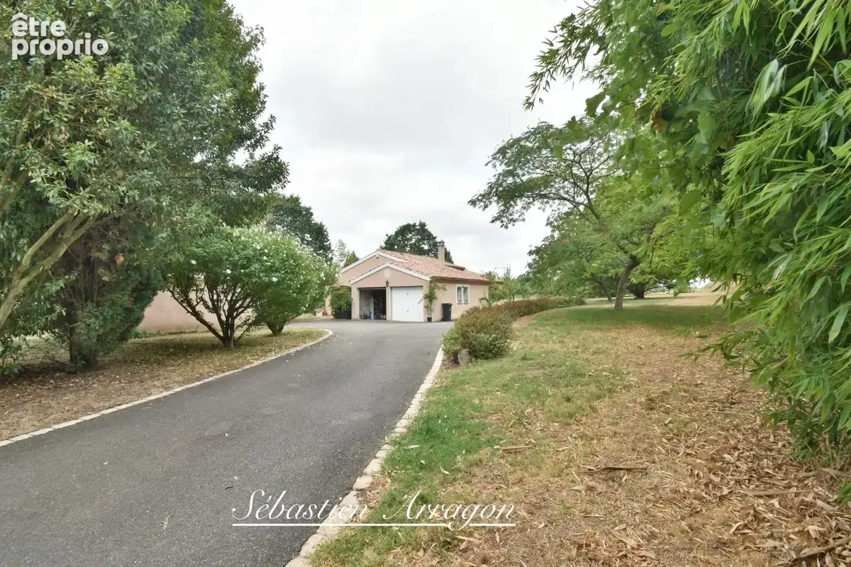 Entre Villeneuve-sur-Lot (47) et Saint-Sylvestre-sur-Lot – Belle maison de plain-pied avec piscine sur 3 800 m² - photo 18